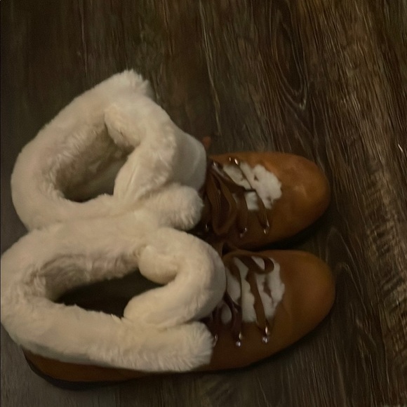 BAMBOO Tan and White Winter Boots with Plush Lining - Picture 2 of 5